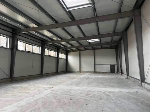 konstrukcija iz polnih profilov okna stresne kupole