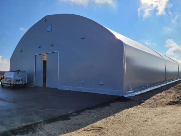 Skladiščna hala dimenzij 25 x 60 m
